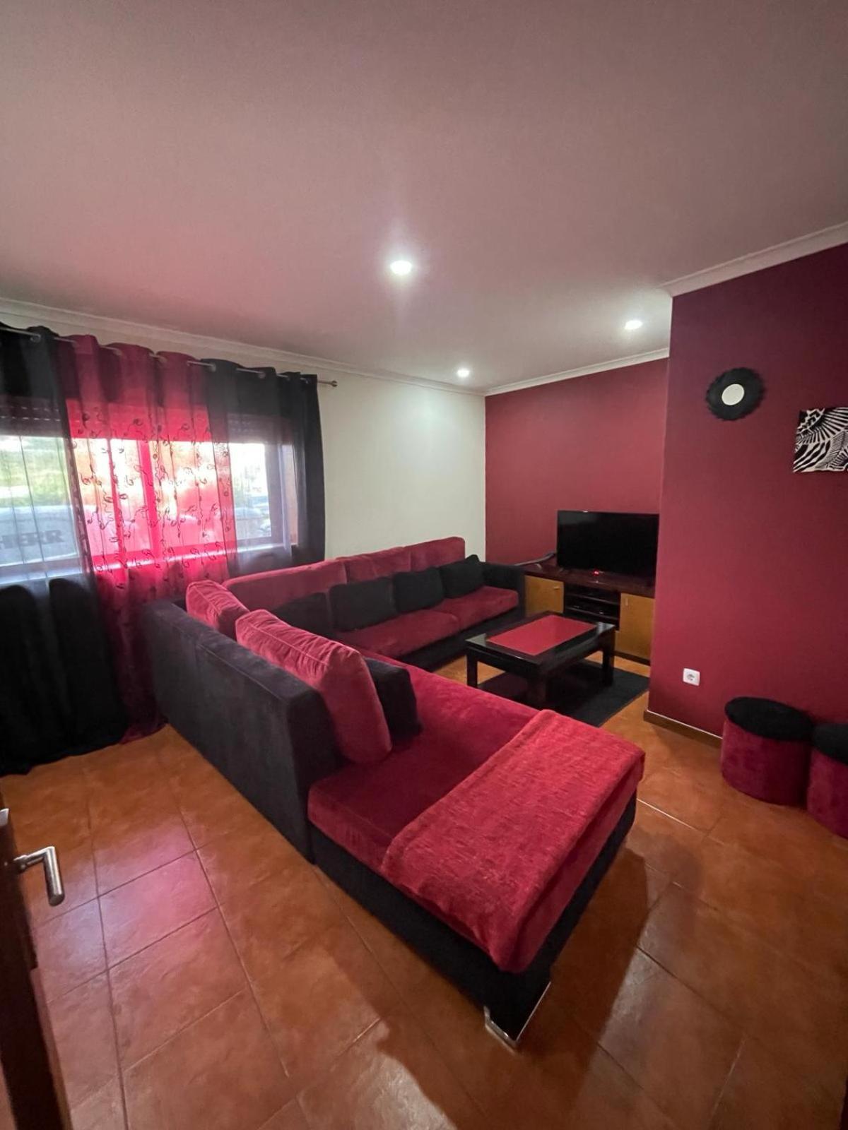 Flat4U Apartment Paredes  Luaran gambar